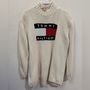 Vintage Tommy Hilfiger turtleneck sweater